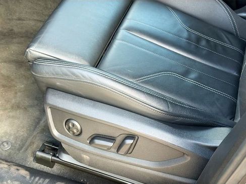 Used 2024 Audi Q5 2.0T Premium Plus image 18