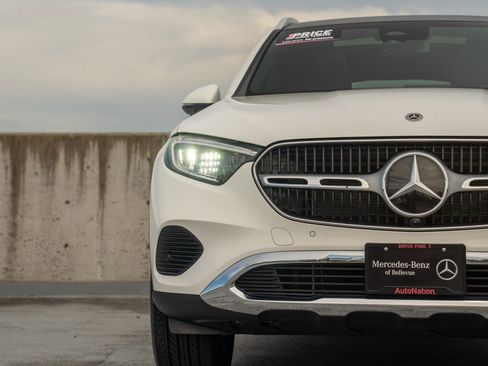Certified 2026 Mercedes-Benz GLC 300 4MATIC image 7