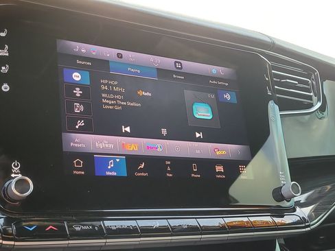 Used 2022 Jeep Wagoneer Series III w/ Premium Group I image 24