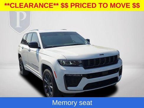 Used 2026 Jeep Grand Cherokee Limited AWD/4WD image 16