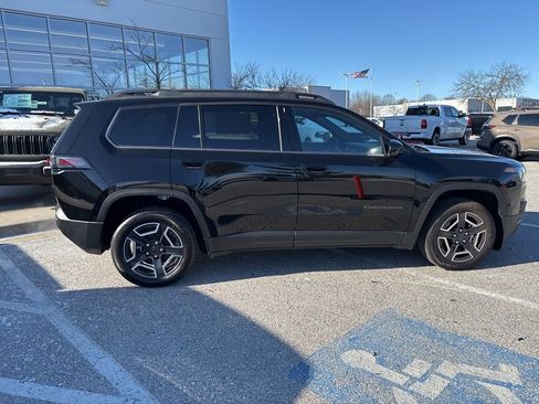 New 2026 Jeep Cherokee Laredo AWD/4WD image 28