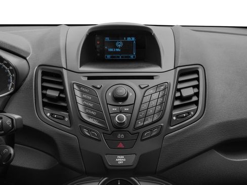 Used 2016 Ford Fiesta S image 9