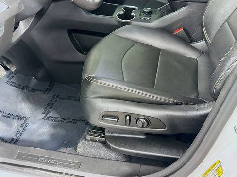 Used 2020 GMC Terrain SLT w/ Preferred Package FWD image 29