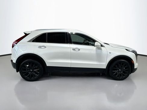 Used 2022 Cadillac XT4 Luxury w/ LPO, ONYX Package AWD/4WD image 5