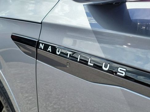 Used 2024 Lincoln Nautilus Black Label w/ Jet Appearance Package (87T) AWD/4WD image 5