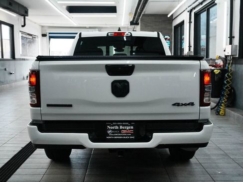 Used 2023 RAM 1500 Big Horn AWD/4WD image 7