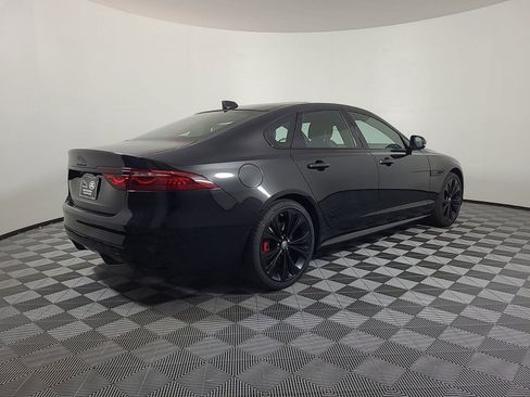 Used 2024 Jaguar XF R-Dynamic SE image 5