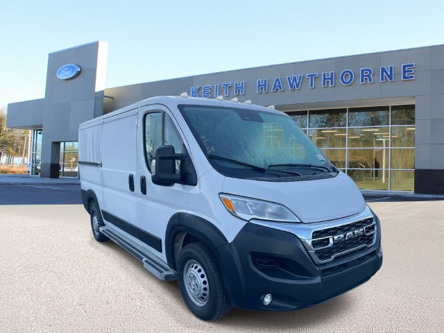 Used 2025 RAM ProMaster 2500 w/ U-Haul Equipment Group FWD image 1