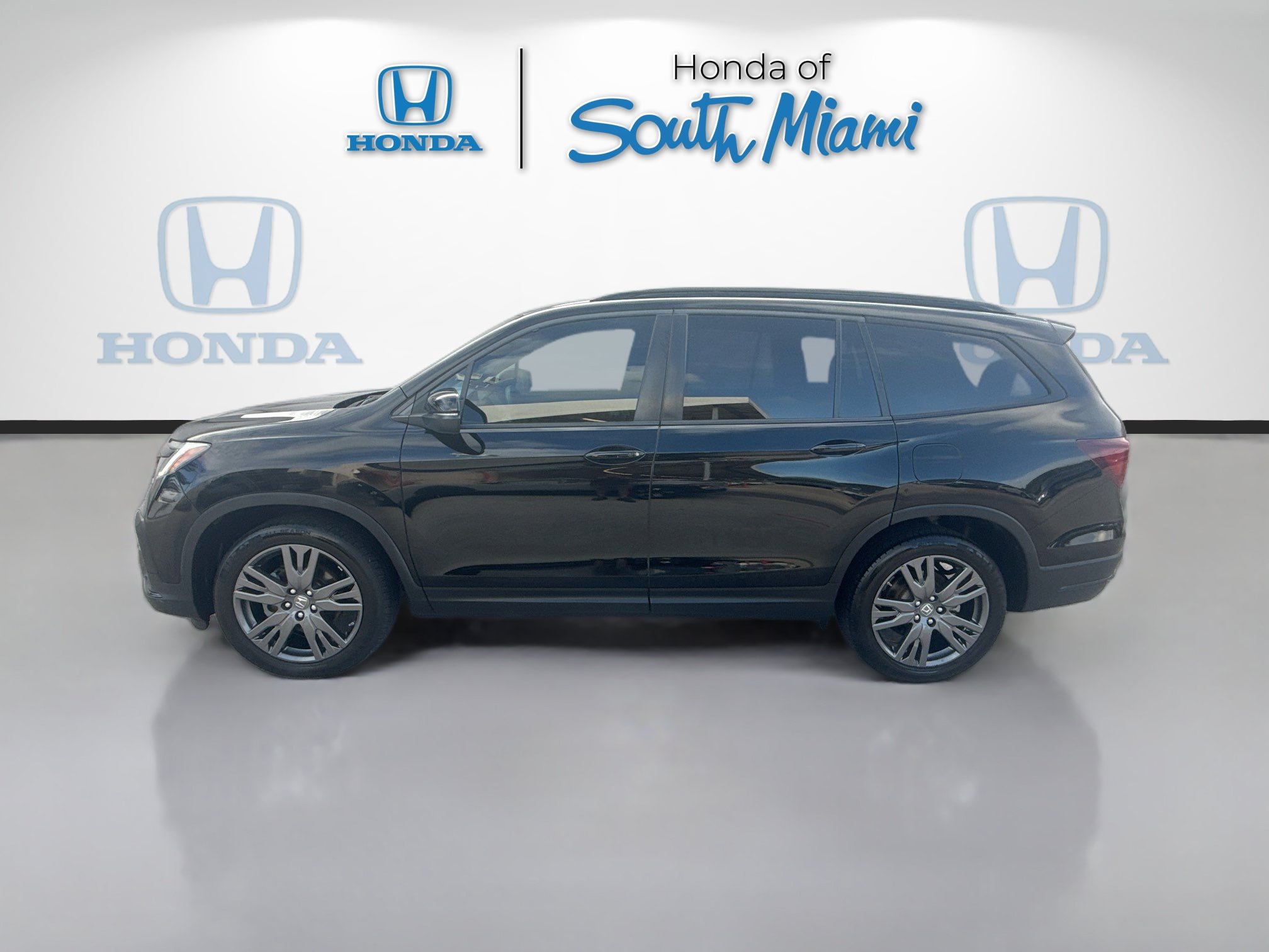 Used 2022 Honda Pilot Sport image 4