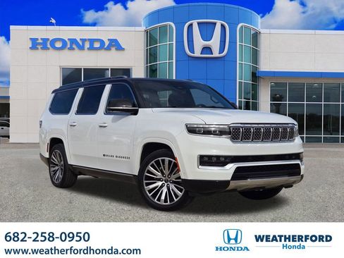 Used 2024 Jeep Grand Wagoneer L Series III AWD/4WD image 1
