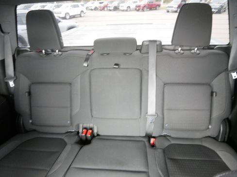 Used 2022 GMC Sierra 1500 Elevation w/ LPO, Elevation Black Package image 13