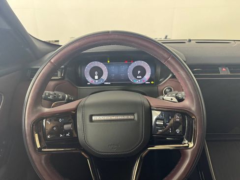 Used 2024 Land Rover Range Rover Velar Dynamic HSE AWD/4WD image 13