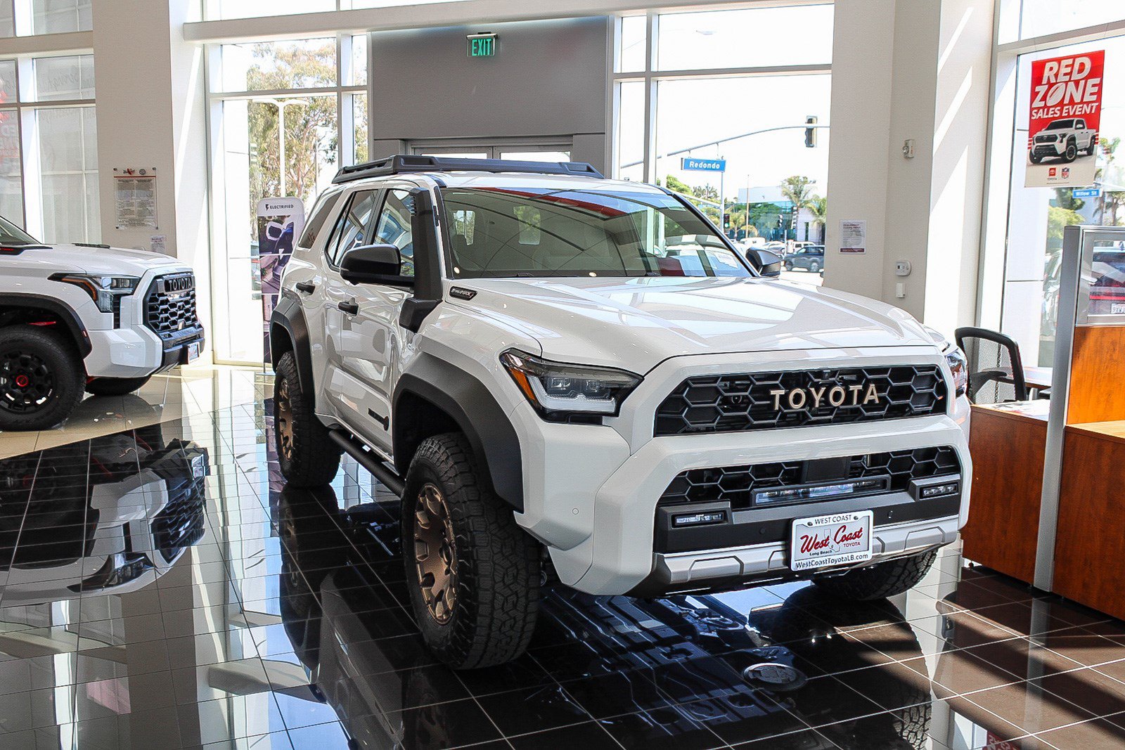New 2026 Toyota 4Runner Trailhunter AWD/4WD image 3