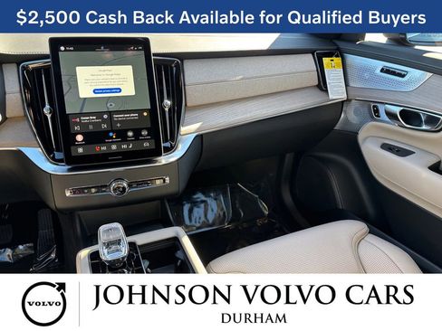 New 2026 Volvo XC90 B6 Ultra w/ Lounge Package image 9