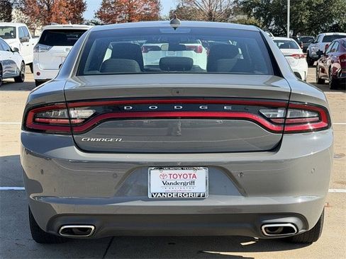 Used 2023 Dodge Charger SXT image 5