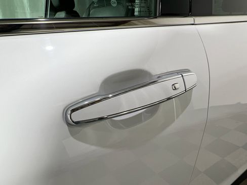 Used 2019 Chevrolet Equinox Premier image 15