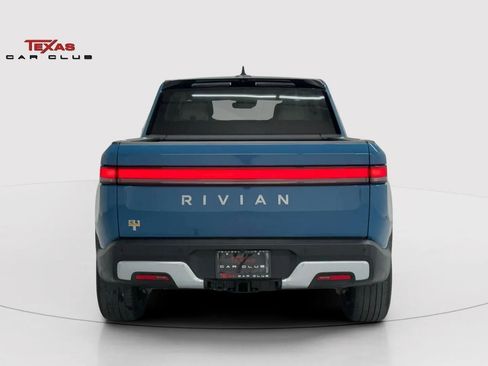Used 2023 Rivian R1T Launch Edition image 7