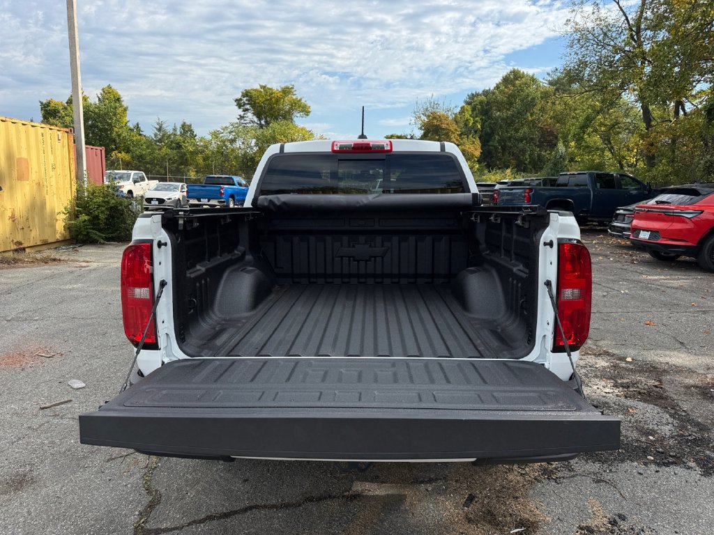 Used 2022 Chevrolet Colorado LT w/ Redline Special Edition RWD image 23
