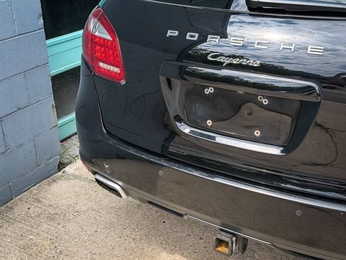 Used 2014 Porsche Cayenne Diesel AWD/4WD image 14