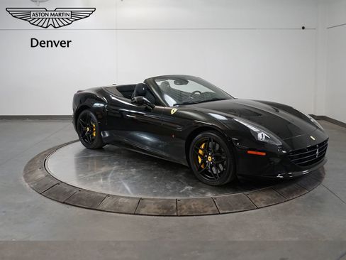 Used 2016 Ferrari California T image 7