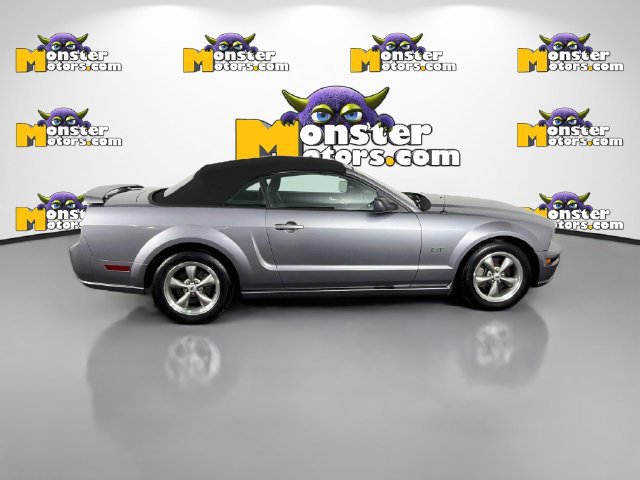 Used 2006 Ford Mustang GT Premium RWD image 4
