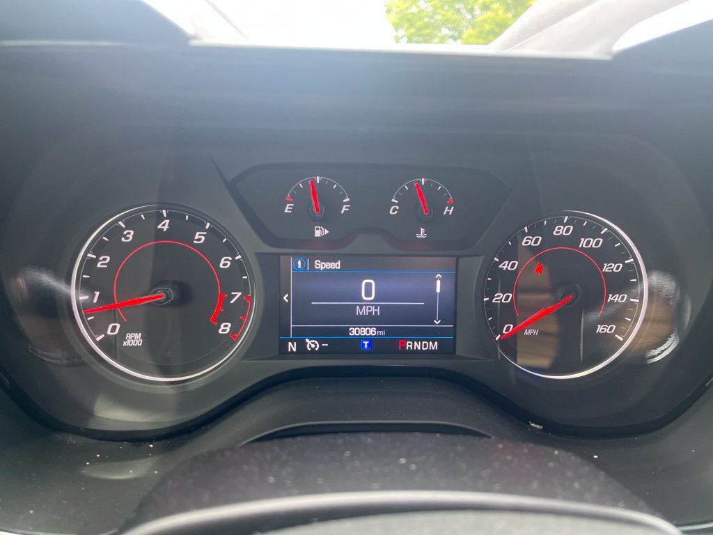 Used 2019 Chevrolet Camaro LT RWD image 6