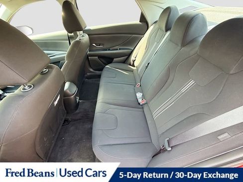 Certified 2024 Hyundai Elantra SEL image 25