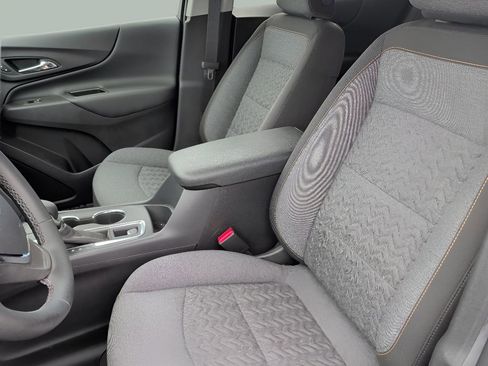 Used 2024 Chevrolet Equinox LT AWD/4WD image 10
