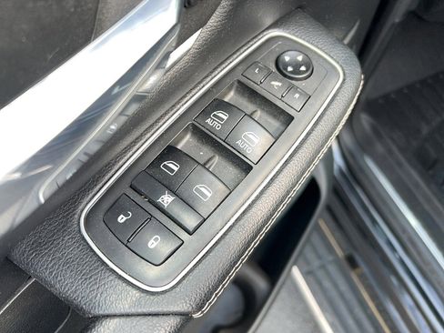 Used 2021 RAM 1500 Laramie w/ Sport Appearance Package image 14