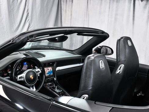 Used 2016 Porsche 911 Carrera 4 image 74