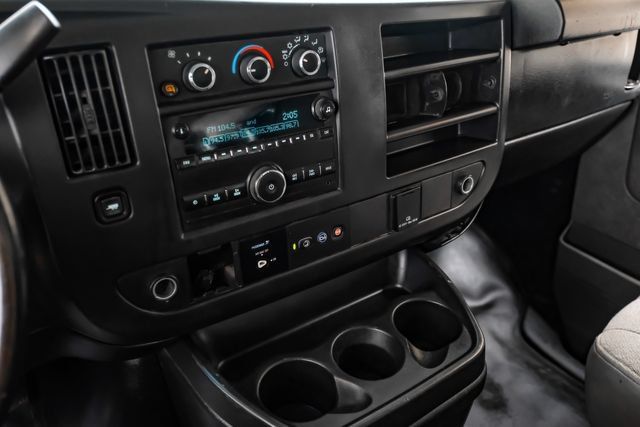 Used 2018 Chevrolet Express 2500 LT w/ LT Preferred Equipment Group RWD image 22