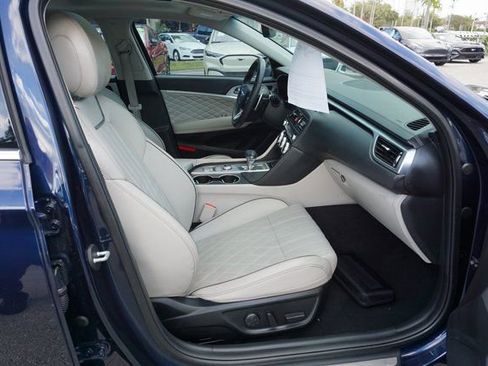 Used 2019 Genesis G70 2.0T Advanced w/ Dynamic Package image 3