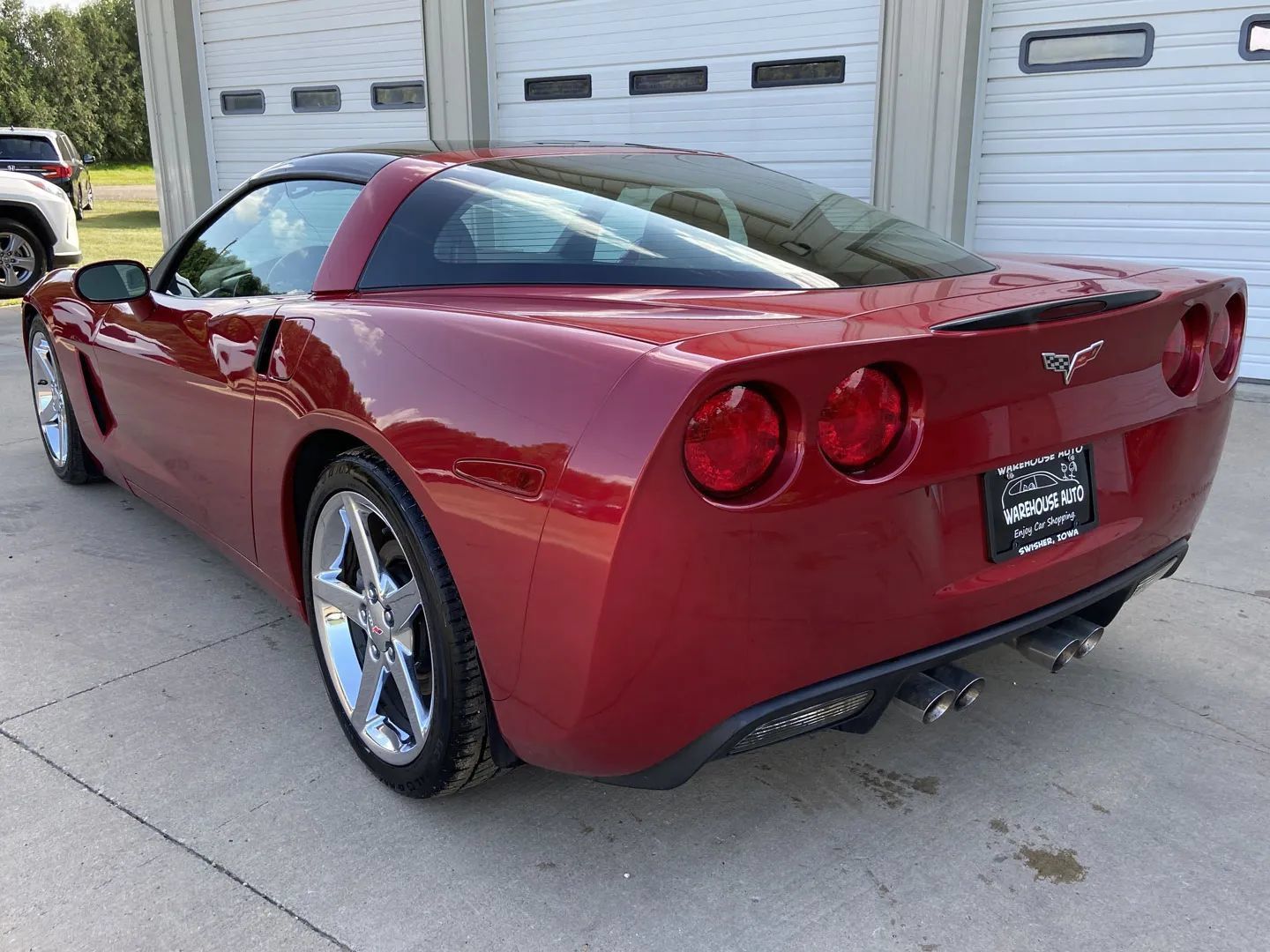 Used 2005 Chevrolet Corvette Coupe w/ Preferred Equipment Group RWD image 6