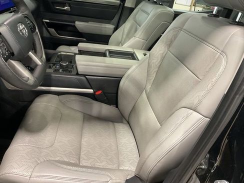 Used 2022 Toyota Tundra Limited AWD/4WD image 11