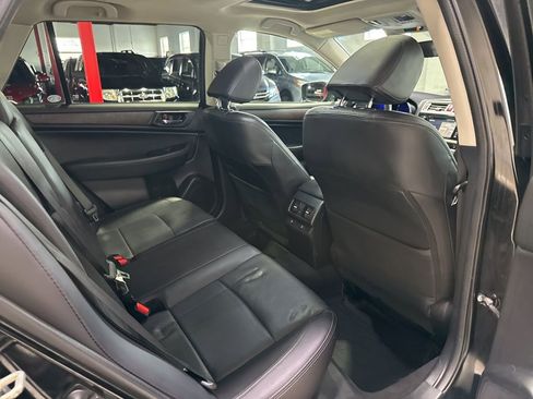 Used 2017 Subaru Outback 2.5i Limited image 39