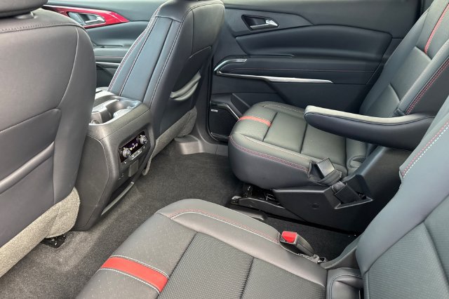 New 2026 Chevrolet Traverse RS FWD image 19