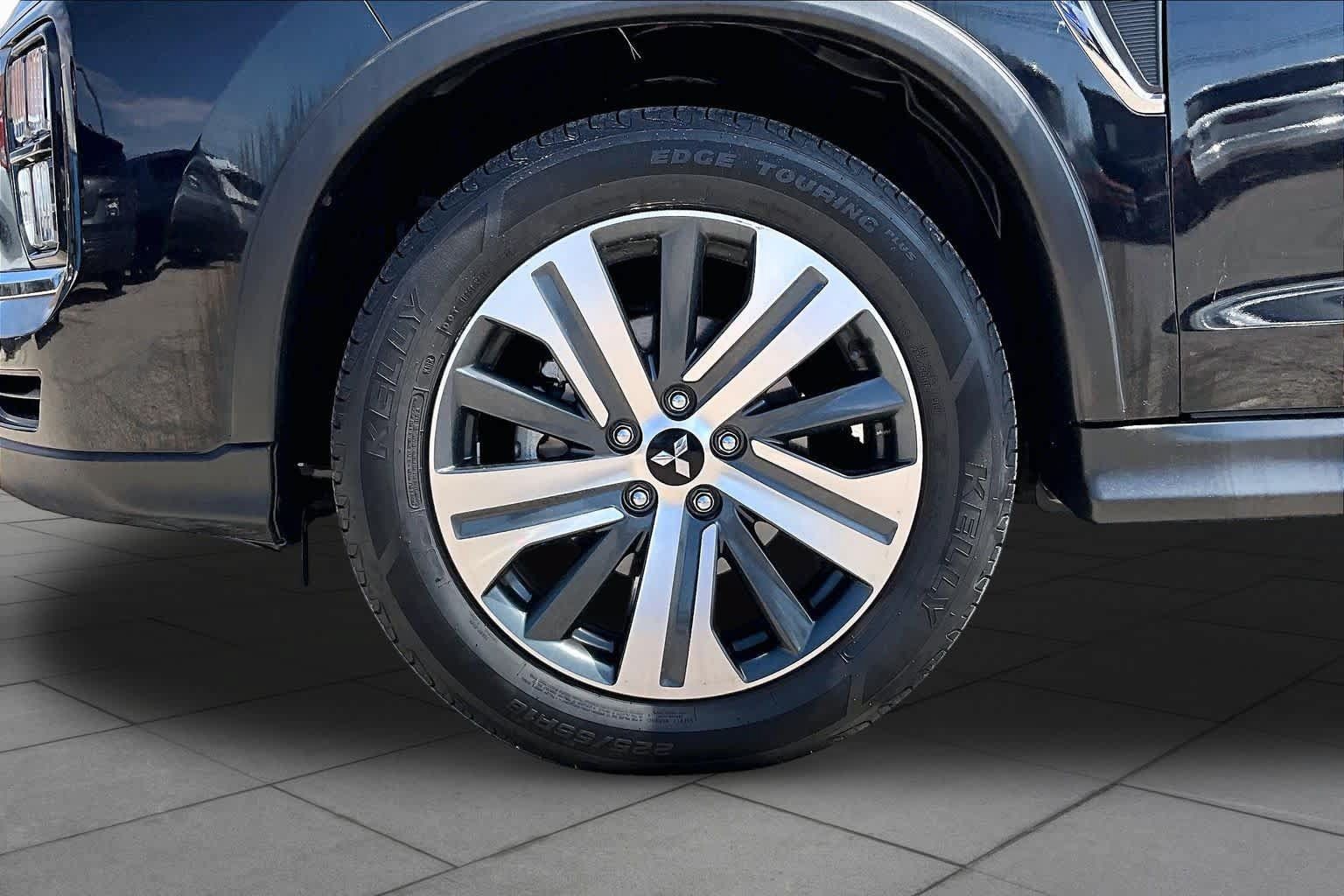 Used 2024 Mitsubishi Outlander Sport SE AWD/4WD image 11