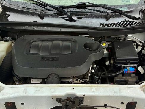 Used 2009 Chevrolet HHR LT w/ LT Preferred Equipment Group image 20