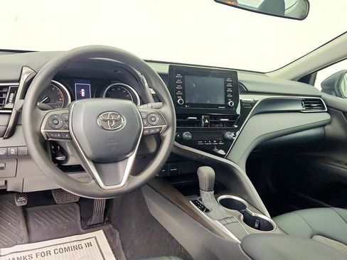 Used 2023 Toyota Camry LE image 12