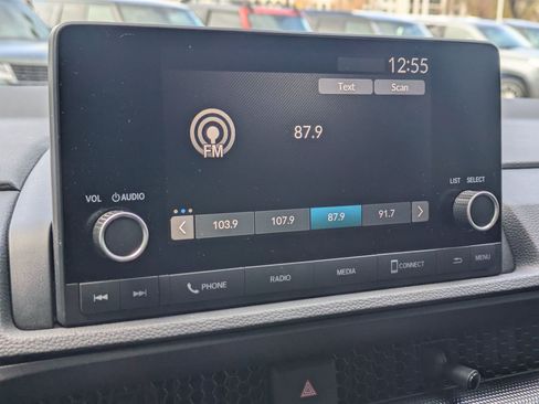 Used 2024 Honda CR-V EX image 19