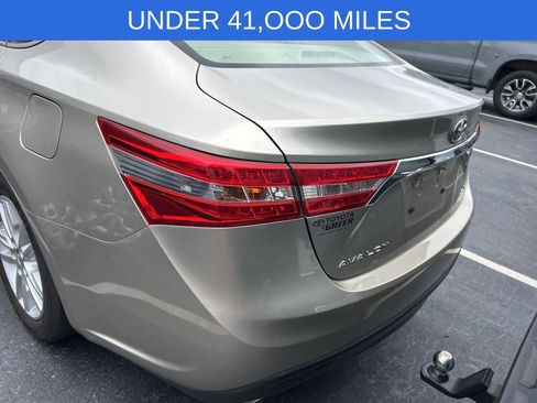Used 2013 Toyota Avalon XLE FWD image 7