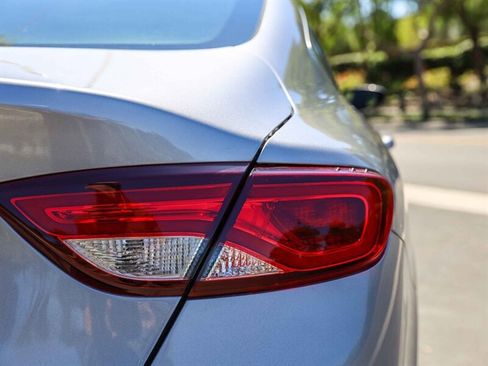 Used 2015 Chrysler 200 Limited w/ Convenience Group FWD image 16