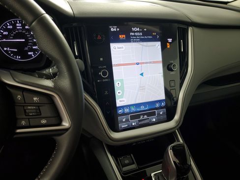 Used 2025 Subaru Outback Premium image 17