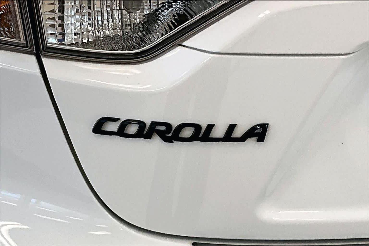 Used 2021 Toyota Corolla SE FWD image 29