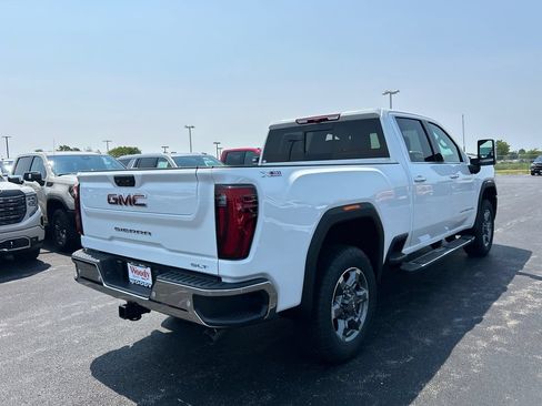 New 2026 GMC Sierra 2500 SLT w/ SLT Premium Package AWD/4WD image 8