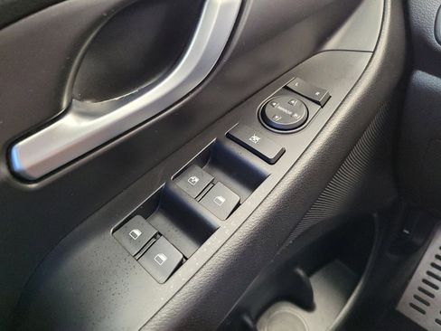 Used 2018 Hyundai Elantra GT Sport FWD image 27