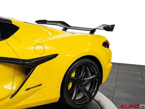Used 2026 Chevrolet Corvette Z06 RWD image 23