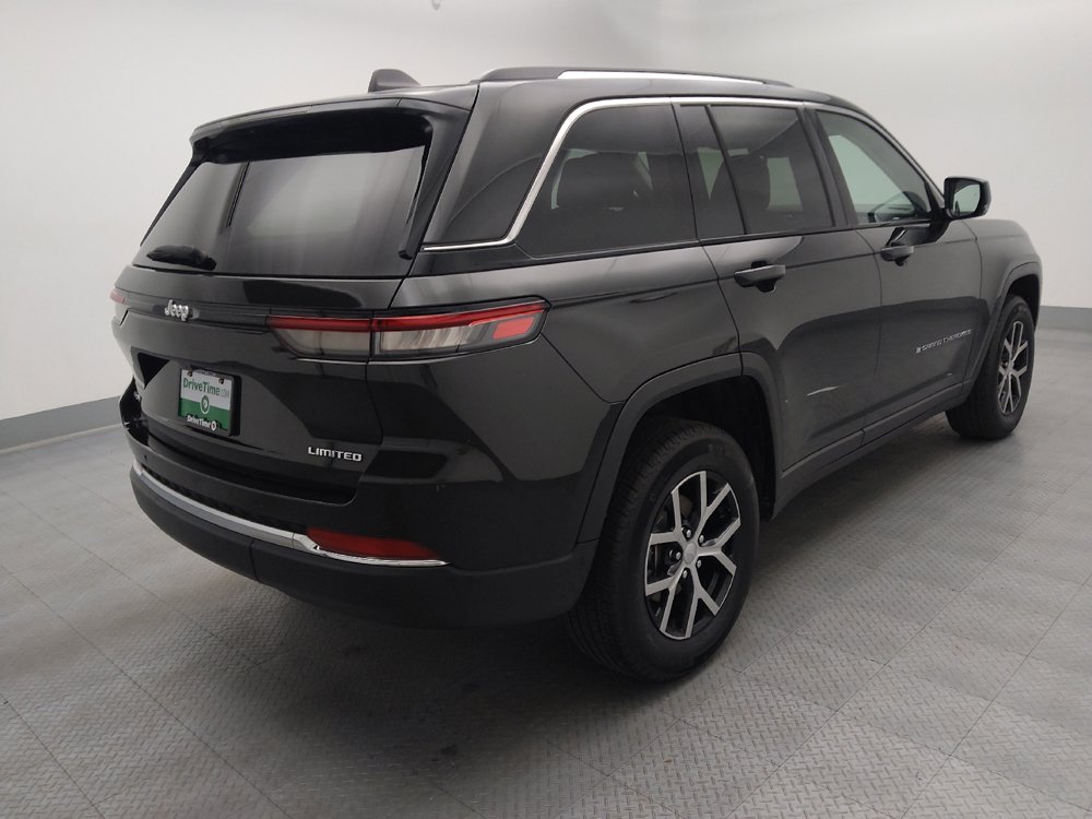Used 2023 Jeep Grand Cherokee Limited AWD/4WD image 9