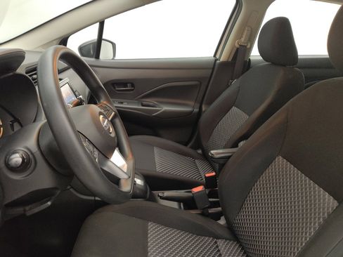 Used 2022 Nissan Versa S FWD image 17