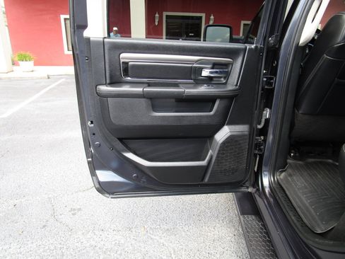 Used 2018 RAM 1500 Sport w/ Convenience Group image 19